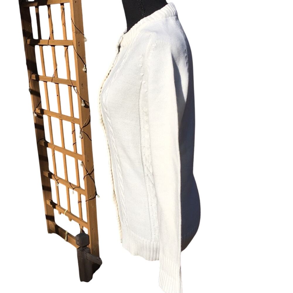 Vintage Nan Dorsey White Cable Knit Granny Cardigan Size Medium - Picture 10 of 10